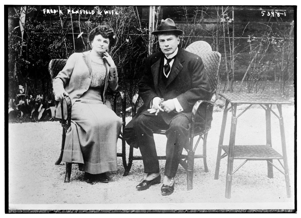 Fred'k Penfield & wife LCCN2014712102