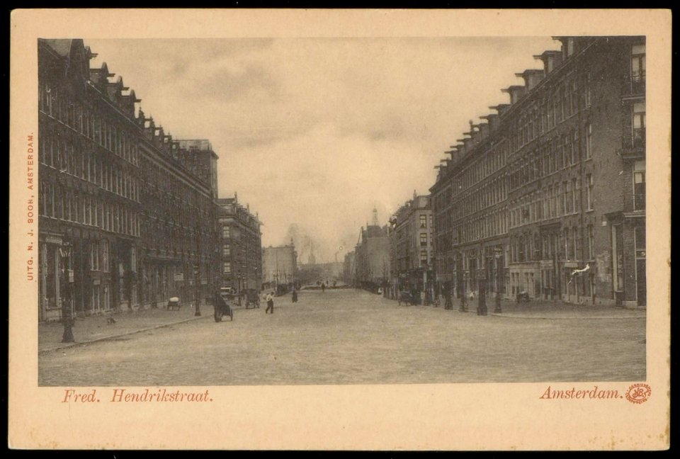 Frederik Hendrikstraat gezien richting Bilderdijkstraat. Uitgave N.J. Boon, Amsterdam