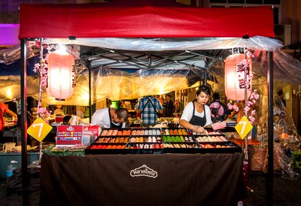 People market food vendor photo