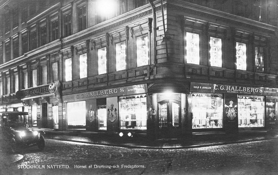Fredsgatan - Drottninggatan juli 1910-tal