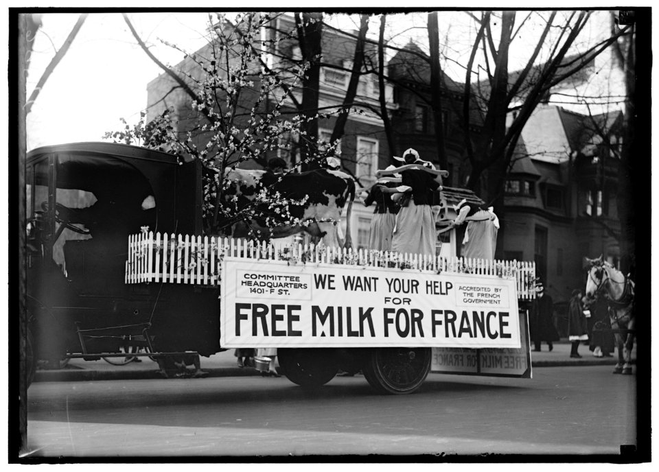 FREE MILK FOR FRANCE 'PARADE' LCCN2016869574