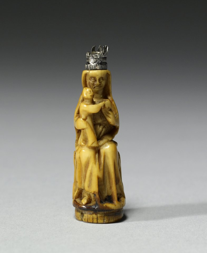 French - Abbess Seal in the Form of a Madonna - Walters 711162