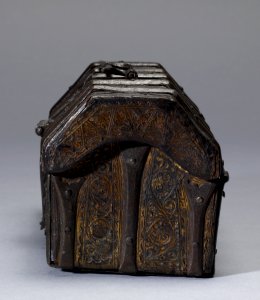 French - Casket with Scenes from Romances - Walters 7314 - Left Side