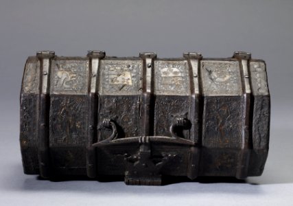 French - Casket with Scenes from Romances - Walters 7314 - Top View B
