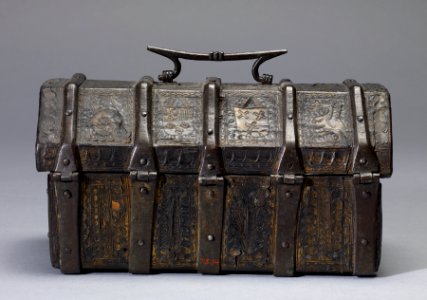 French - Casket with Scenes from Romances - Walters 7314 - Back