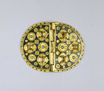 French - Clasp for a Secular Garment - Walters 4416