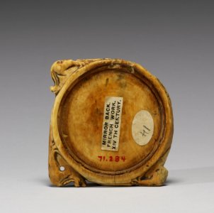 French - Mirror Cover with a Lover Crowned - Walters 71284 - Back