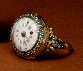 French - Ring Watch - Walters 5850 - Three Quarter