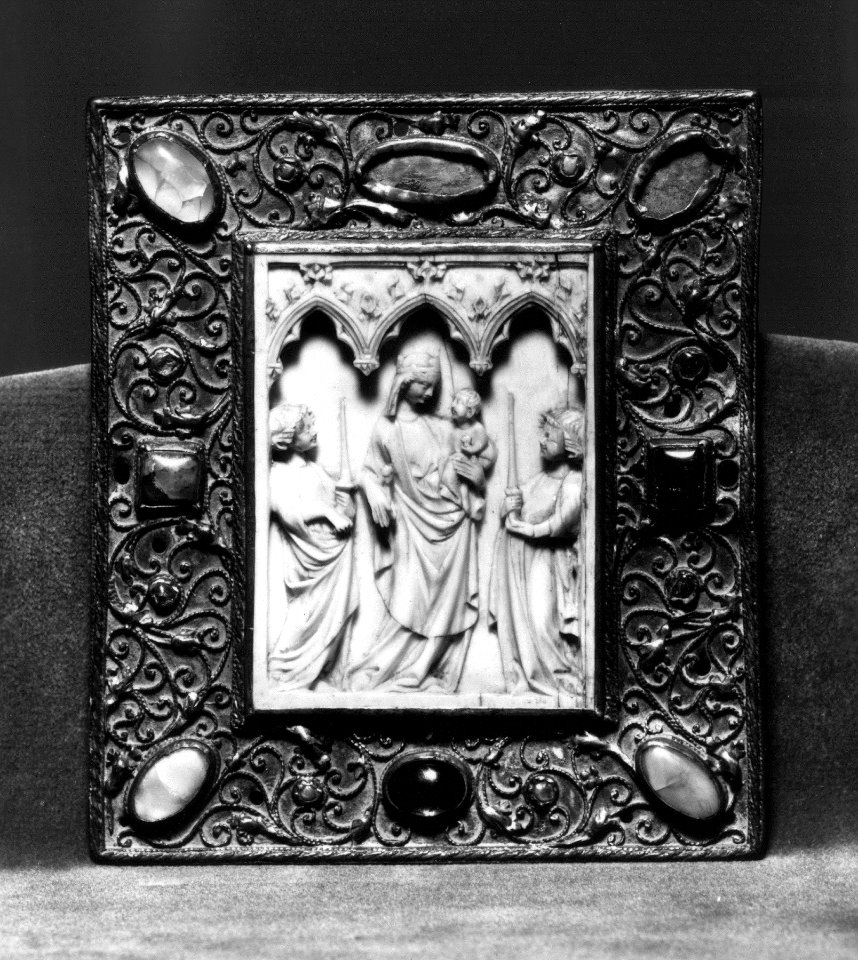 French - Virgin and Child with Angels - Walters 71213