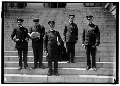 FRENCH COMMISSION TO U.S. NAVAL OFFICERS AT STATE DEPT.; LT. SIMON; PAYMASTER LINDEBOOM; VICE-ADMIRAL CHOCHEFRAT; COMDR. BOMPREZ; LT. COMDR. ALLEN BUCHANAN, U.S.N. LCCN2016867663