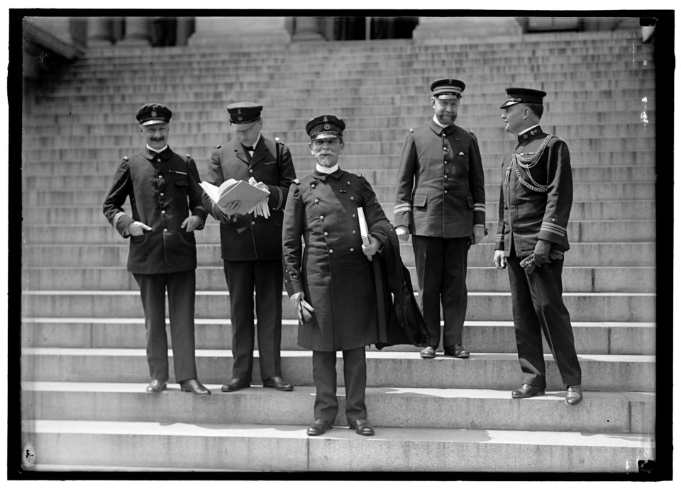 FRENCH COMMISSION TO U.S. NAVAL OFFICERS AT STATE DEPT.; LT. SIMON; PAYMASTER LINDEBOOM; VICE-ADMIRAL CHOCHEFRAT; COMDR. BOMPREZ; LT. COMDR. ALLEN BUCHANAN, U.S.N. LCCN2016867664