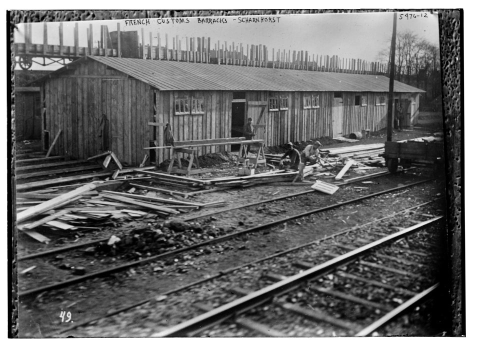 French customs barracks, Scharnhorst LCCN2014715946