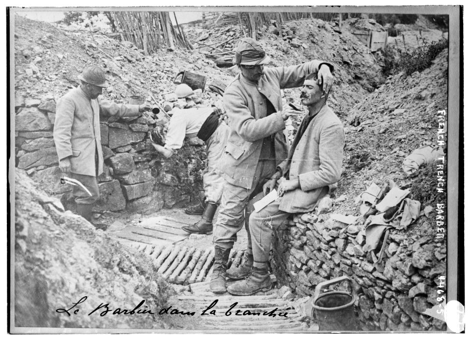 French trench barber LCCN2014706251