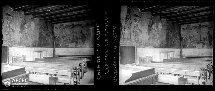 Frescos a l'escola de la Casa de la Vall