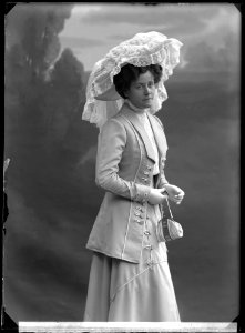 Frida Winnerstrand in Fröken Josette - min hustru at Vasateatern 1908 - SMV - NV116