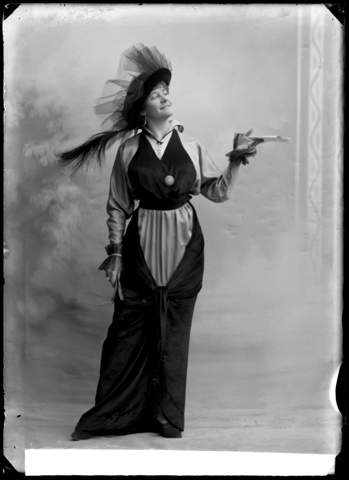 Frida Winnerstrand in Borgmästarinnan at Vasateatern 1913 - SMV - NV110
