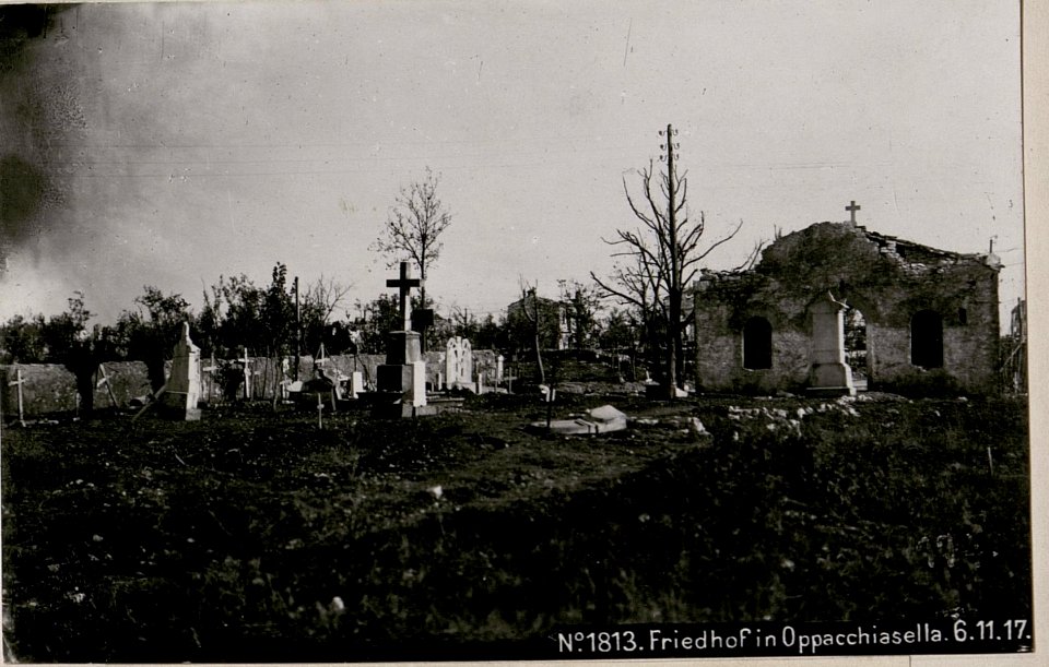 Friedhof in Oppacchiasella. (BildID 15735061)