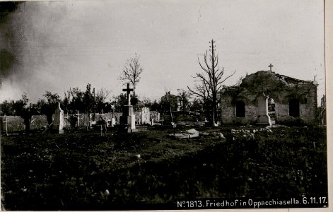 Friedhof in Oppacchiasella. (BildID 15735061) photo