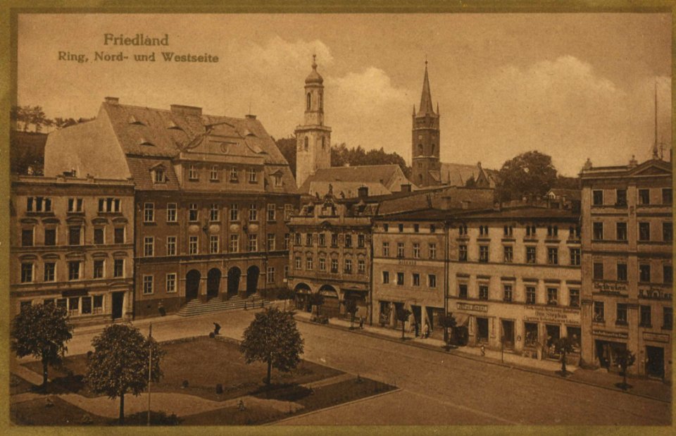 Friedland, Schlesien - Ring, Nord- und Westseite (Zeno Ansichtskarten)