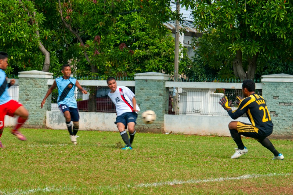 Friendly sports day in Jakarta 120514-N-CP762-296