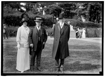 FRIENDSHIP CHARITY FETE. MRS. HEARST; JOHN R. McLEAN; WILLIAM RANDOLPH HEARST LCCN2016864605