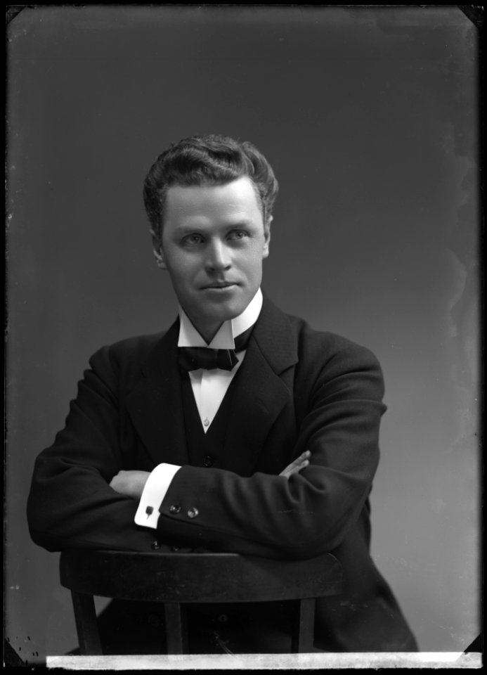 Frithiof Strömberg, opera singer, undated portrait about 1907 - SMV - GS106