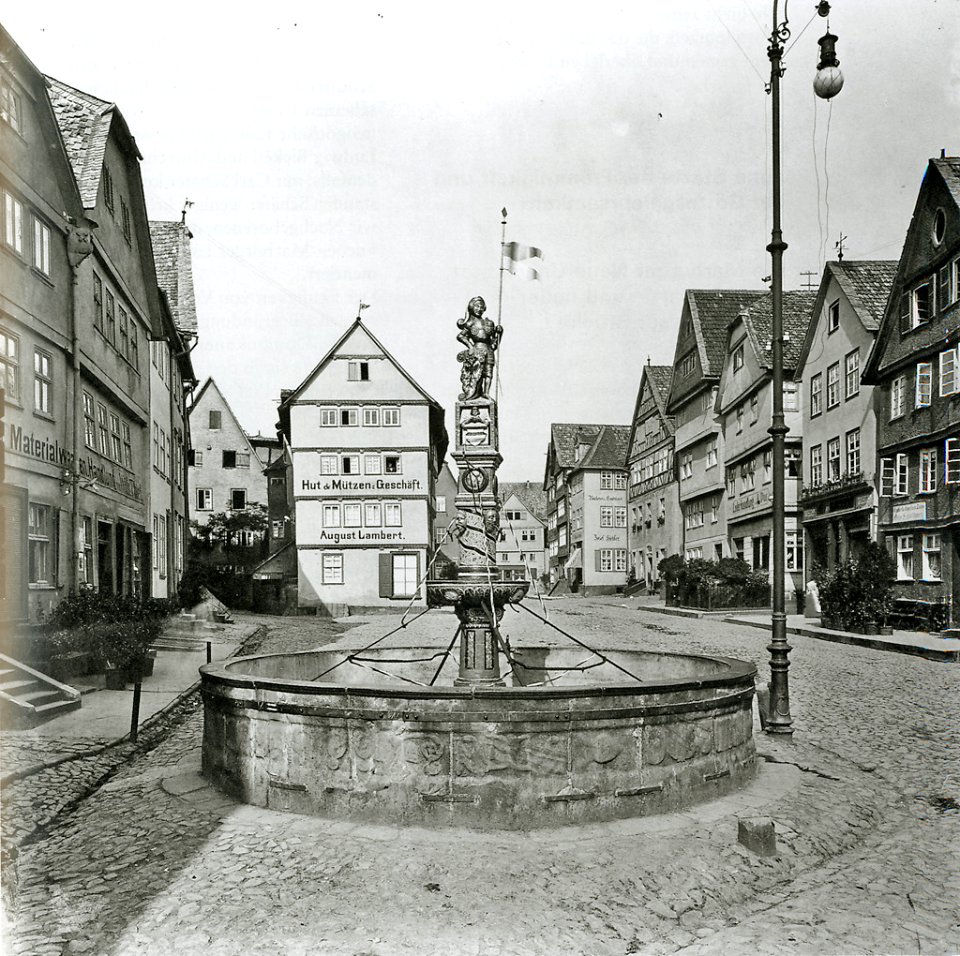 Fritzlar Marktplatz 81-019