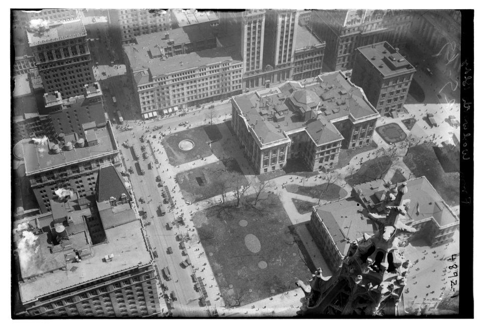 From Woolworth Bldg. LCCN2014708779