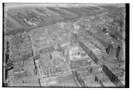From Woolworth Bldg. LCCN2014708784