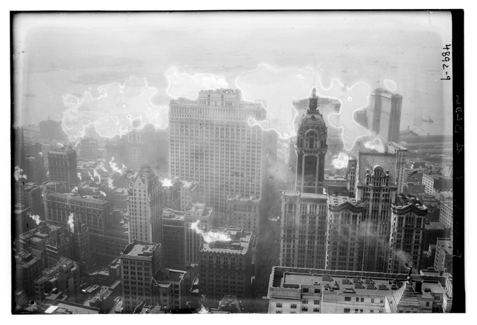 From Woolworth Bldg. LCCN2014708788