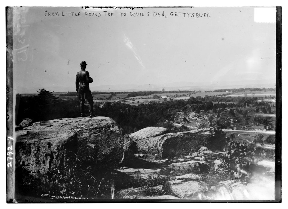 From Little Round Top to Devil's Den - Gettysburg LCCN2014693847