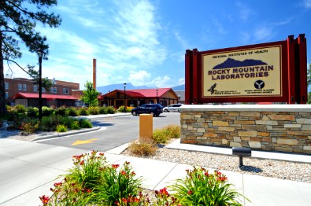 Front entrance Rocky Mountain Laboratories II