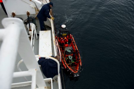Frontier Sentinel 120507-N-HN353-061