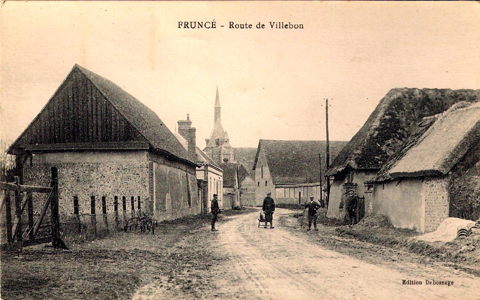 Fruncé Route de Villebon Eure-et-Loir (France)