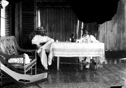 Frukost hos Mr. Frenaud. Datum, 1907 Ort, Majunga, Madagaskar. Mahajanga, Majunga - SMVK - 021817
