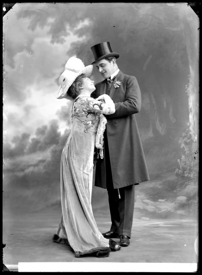 Frånskilda frun, Oscarsteatern 1909. Rollporträtt - SMV - GB051