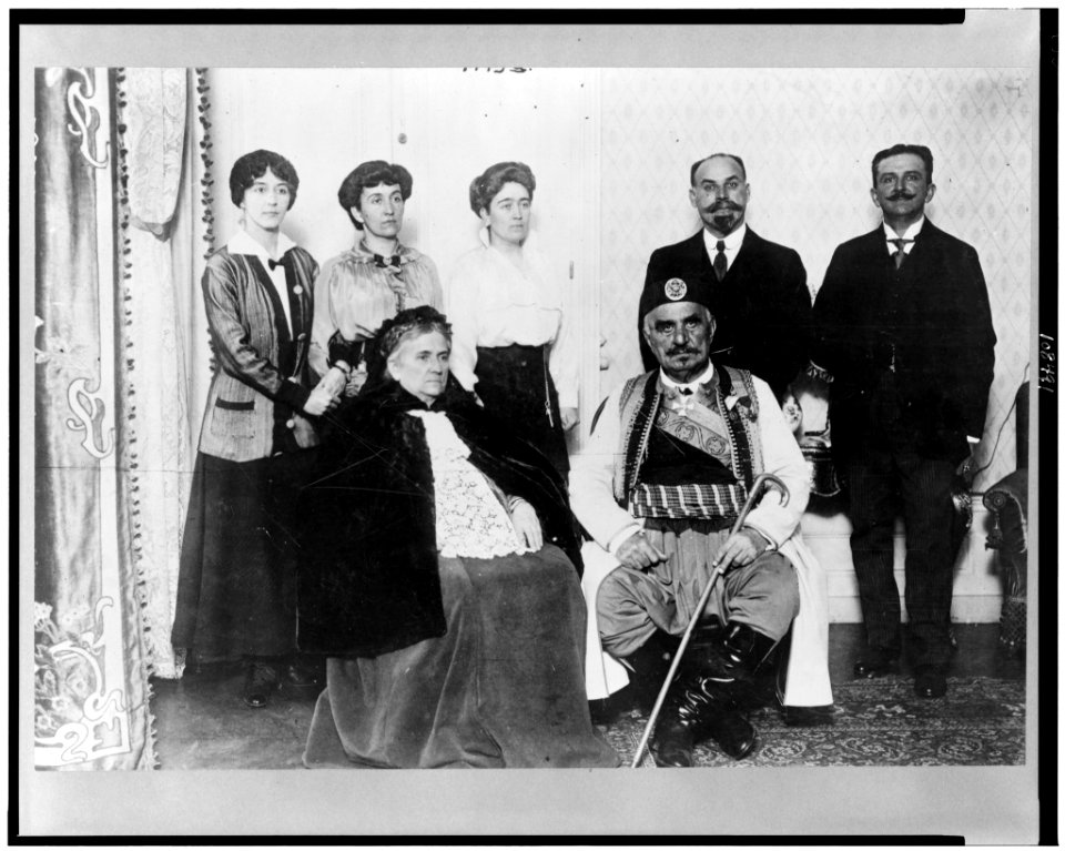 Fugitive king and queen and family in their retreat LCCN93511642