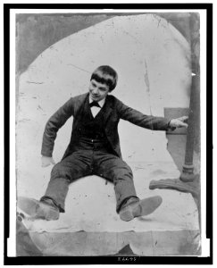Full-length portrait of a boy LCCN2006689602