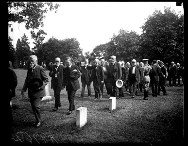 Funeral LCCN2016891637