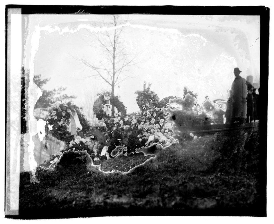 Funeral of Adml. Perry LCCN2016827519
