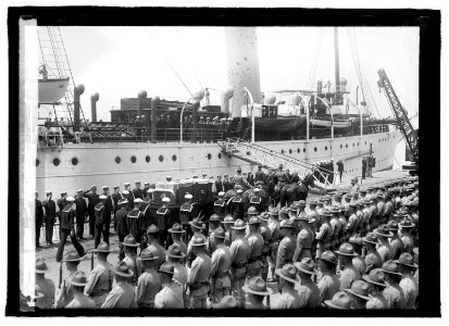 Funeral, Chilean Minister, 5-1918 LCCN2016844716