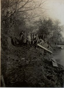 FZM. von SCHEUCHENSTUEL an der Ueberschiffungsstelle. Cukojevac an der Morava. November 1915. (BildID 15454370)