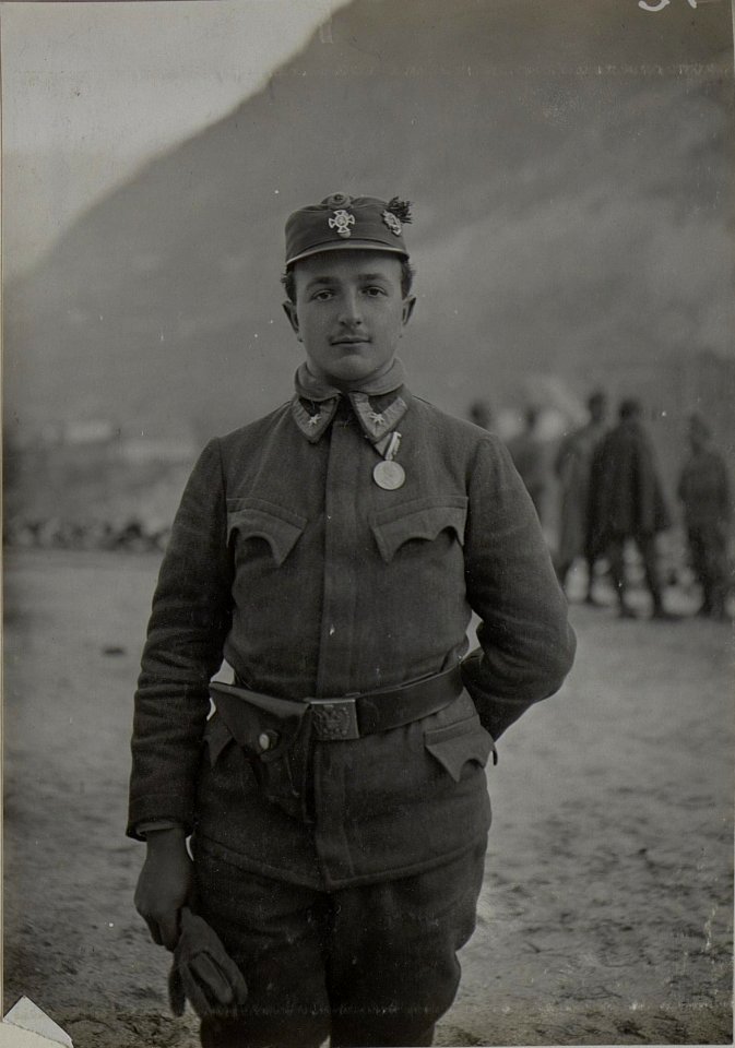 Fähnrich Leopold Ruthner vom.K.K. Ldw.Inf.Rgt.Nro.21. (BildID 15459821)