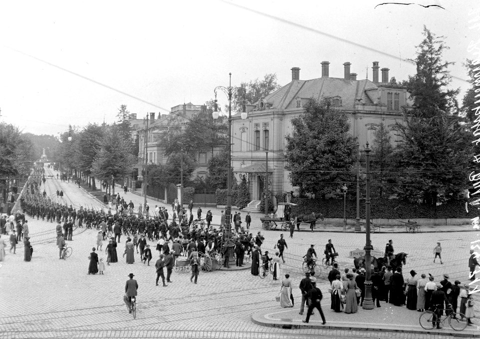 Füsilierbataillon auf dem Aeschenplatz - CH-BAR - 3237373