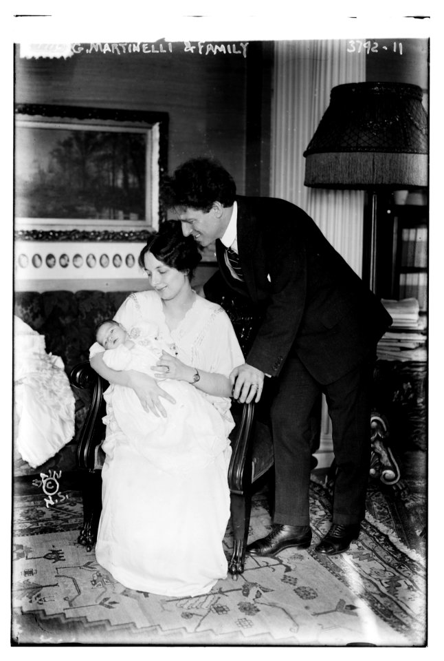 G. Martinelli & family LCCN2014701241