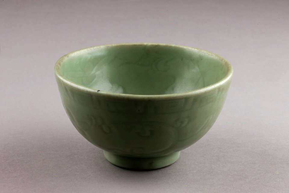 Grön skål från Ming dynastin, 1400-talet - Hallwylska museet - 95506