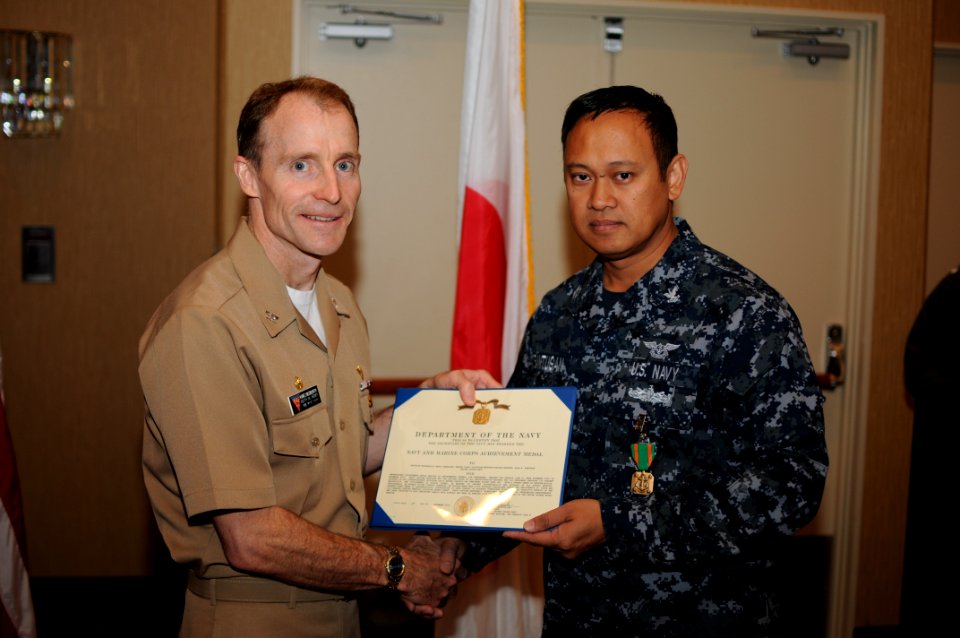 Guam Sailor awarded the Navy and Marine Corps Achievement Medal 150528-N-EC644-035