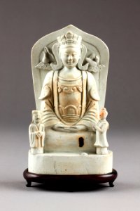 Guanyin barmhärtighetens gudinna gjord i Kina av porslin på 1800-talet - Hallwylska museet - 95545 photo