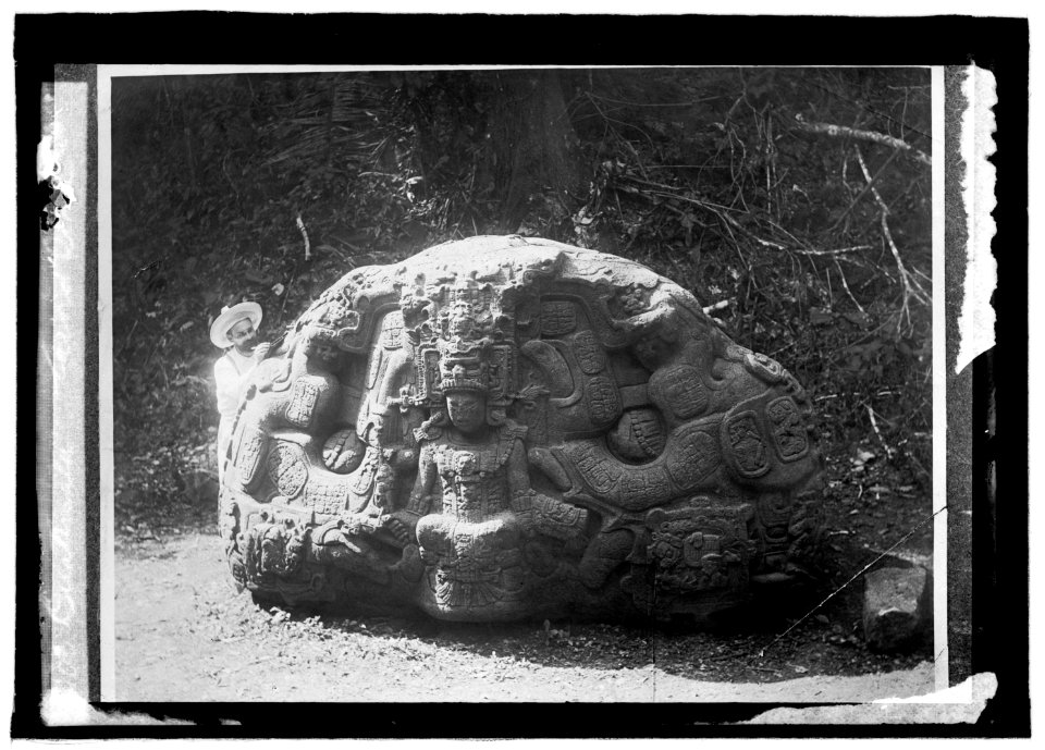Guatemala, carved stone LCCN2016821504