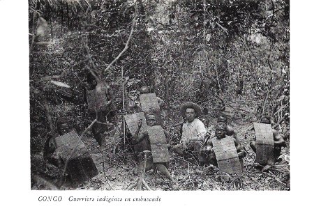 Guerriers indigènes en embuscade-Congo